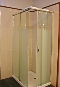 Himabisa_materiales_obra_construcción_decoración_Mampara-Altube-100x70-Baños_pisos-viviendas-reformas_Bilbao_Barakaldo_País-Vasco