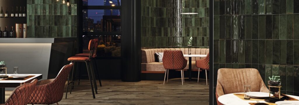 Te descubrimos algunos de los tonos cálidos y alegres en porcelánico para tus proyetos de interiorismo en esta primavera