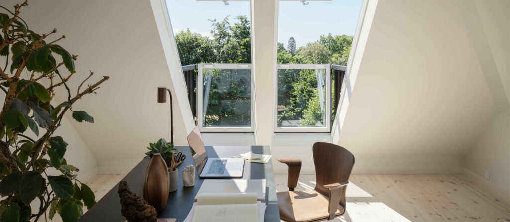 Una de las claves será conseguir llevar a cabo un correcto aislamiento para que el frío no penetre desde el exterior al interior de la vivienda.